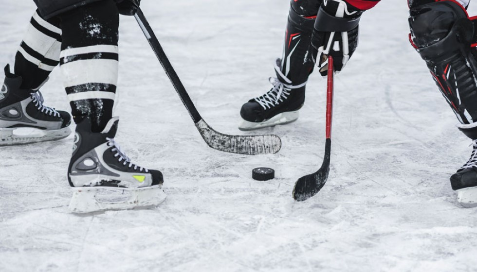 California Hockey Teams Unveil New Uniforms